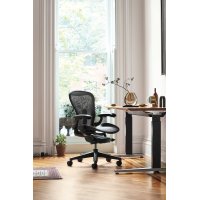 Fauteuil AERON C graphite en situation
